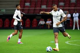 中国游泳新 中国游泳新